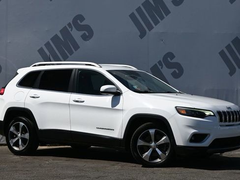 Used 2019 Jeep Cherokee Limited FWD image 3