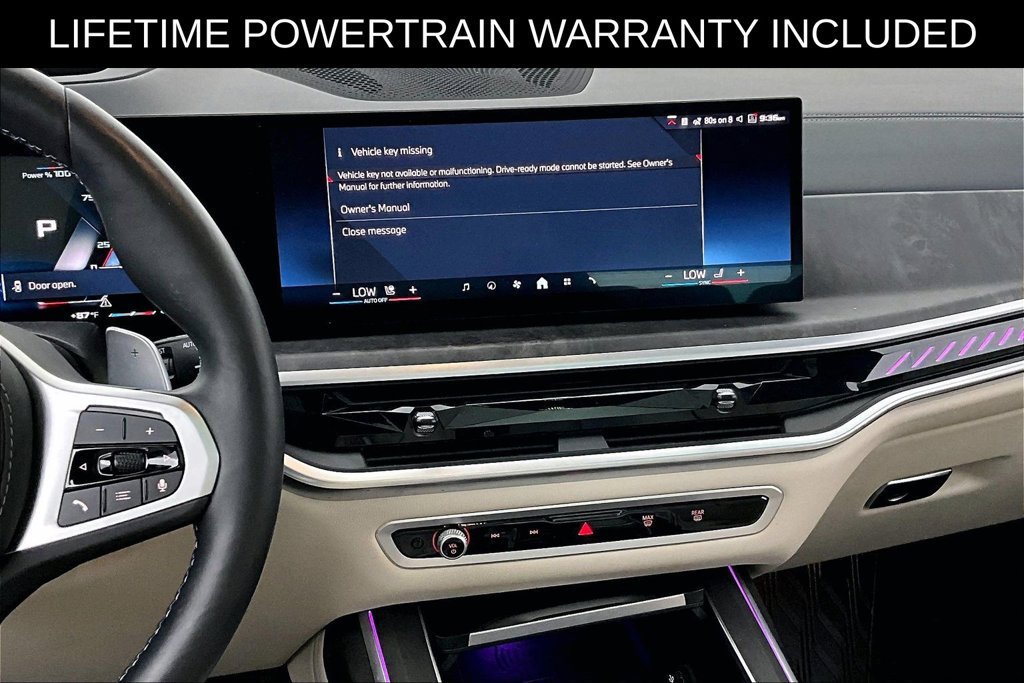 Used 2025 BMW X7 M60i AWD/4WD image 8