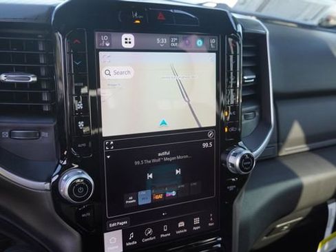 New 2026 RAM 1500 4x4 Crew Cab image 21