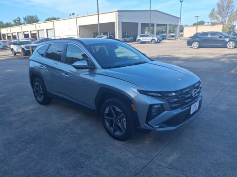 Used 2025 Hyundai Tucson SEL AWD/4WD image 6