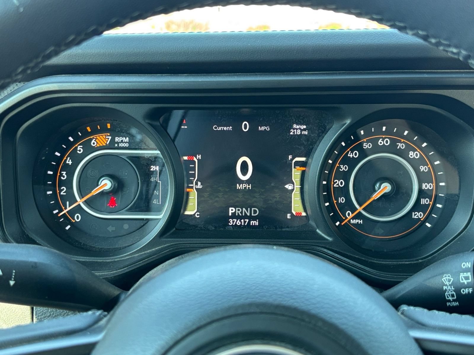 Used 2025 Jeep Wrangler Unlimited Rubicon AWD/4WD image 38