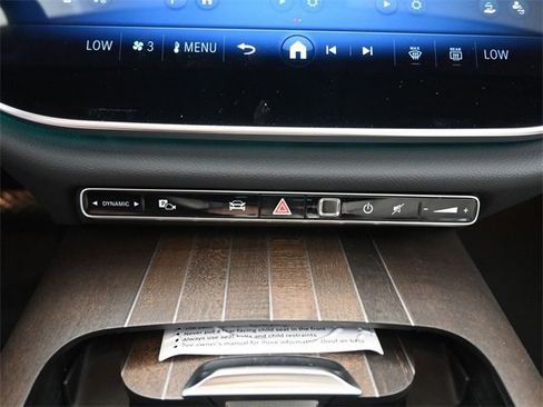 New 2026 Mercedes-Benz E 350 4MATIC Sedan image 6