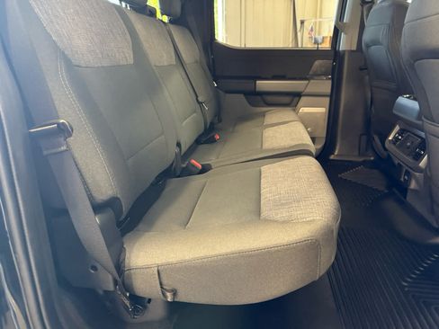 Used 2024 Ford F250 XLT w/ Black Appearance Package AWD/4WD image 6