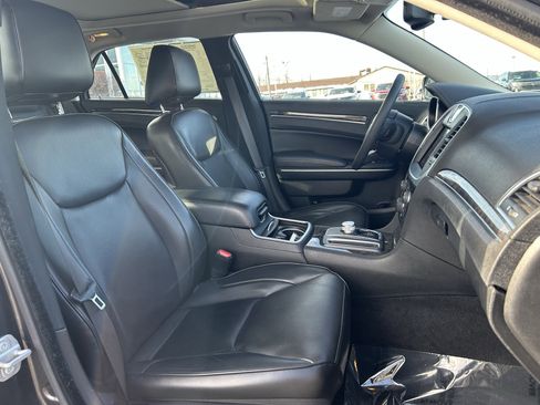 Used 2023 Chrysler 300 Touring L w/ Popular Equipment Group image 26