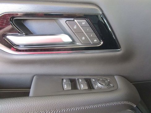 New 2026 GMC Yukon Denali w/ Denali Reserve Package image 25