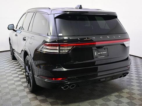 New 2026 Lincoln Aviator Reserve w/ Jet Appearance Package AWD/4WD image 4