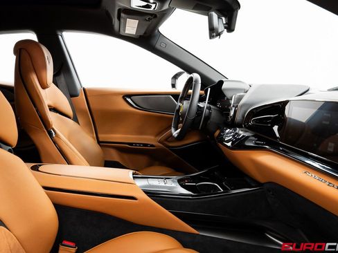 Used 2025 Ferrari Purosangue image 42