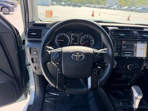 Certified 2023 Toyota 4Runner TRD Off-Road Premium w/ Moonroof Package AWD/4WD image 17