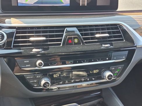 Used 2023 BMW 540i w/ M Sport Package RWD image 15