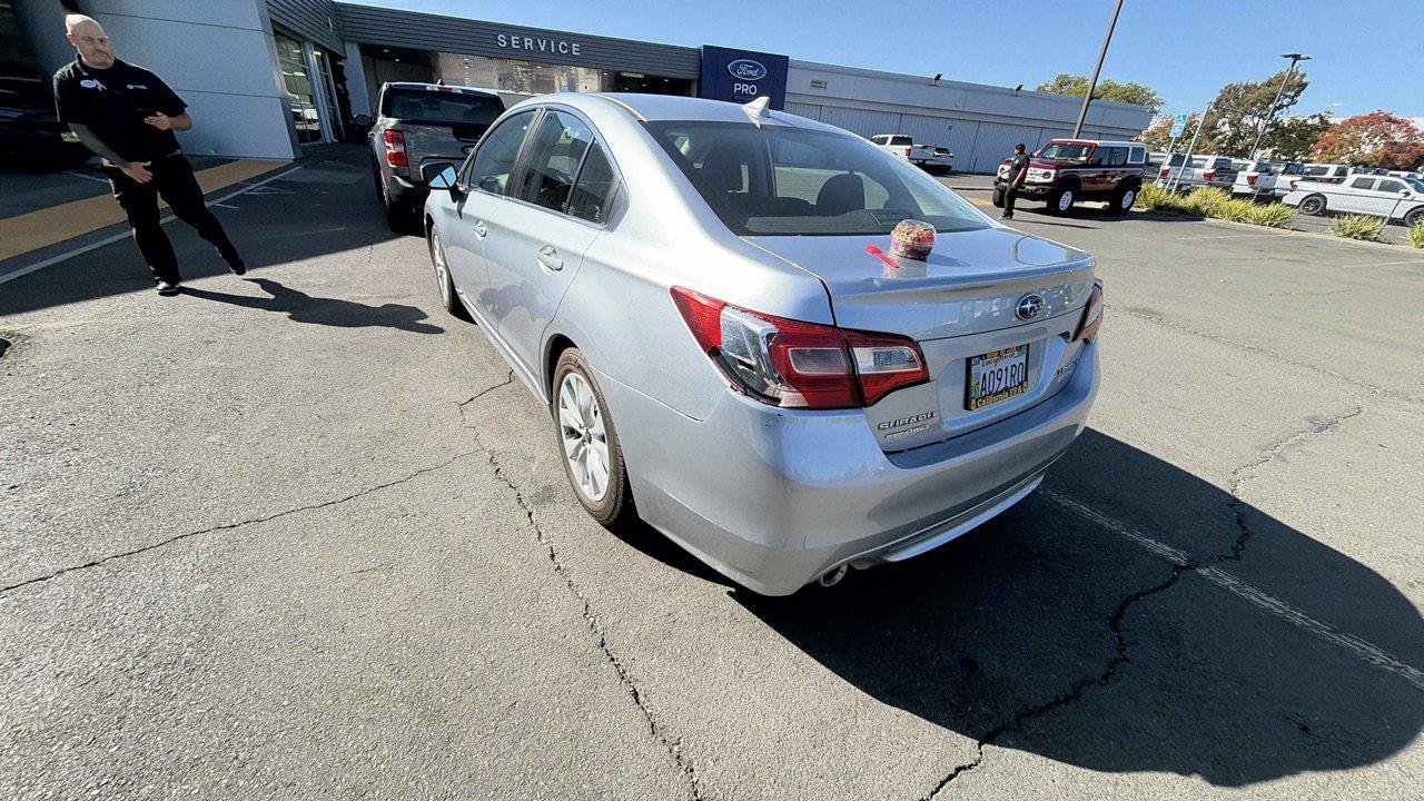 Used 2017 Subaru Legacy 2.5i Premium AWD/4WD image 3