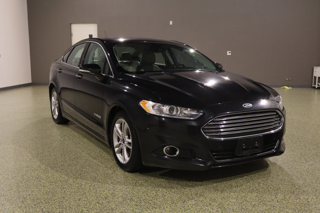 Used 2015 Ford Fusion Titanium FWD image 1