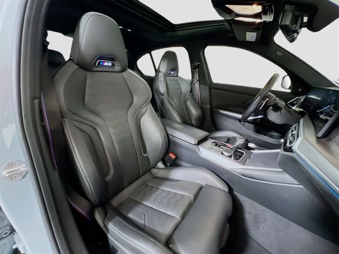 Used 2024 BMW M3 Competition w/ Executive Package image 31