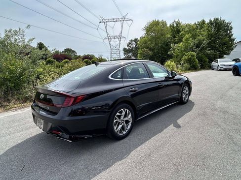 Used 2021 Hyundai Sonata SEL w/ Convenience Package FWD image 3