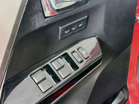 Used 2017 Toyota RAV4 Limited w/ Advanced Technology Package AWD/4WD image 25