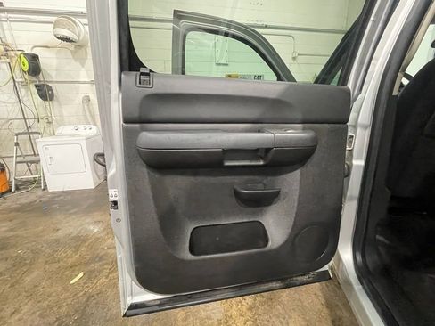 Used 2014 GMC Sierra 2500 SLE w/ SLE Preferred Package image 14