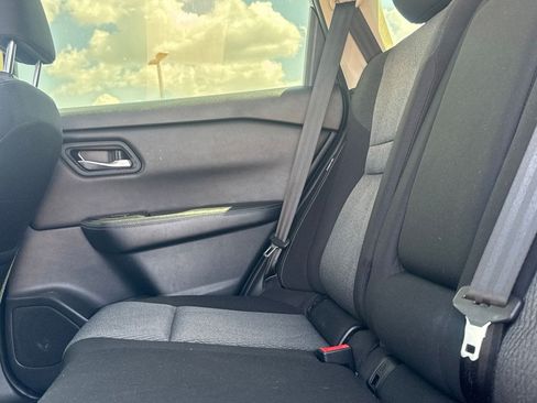Certified 2025 Nissan Rogue SV FWD image 39