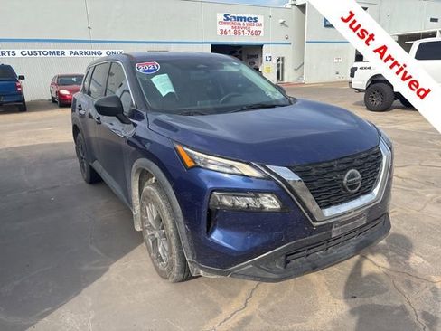 Used 2021 Nissan Rogue S image 5