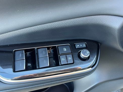 Certified 2026 Toyota Crown Limited w/ Advanced Technology Package image 12