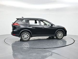 Used 2018 Nissan Rogue S video 2