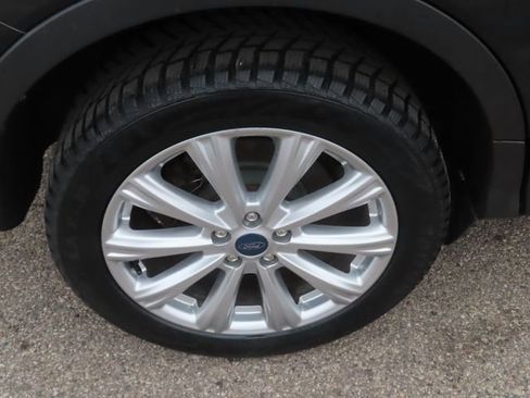 Used 2019 Ford Escape SEL image 14