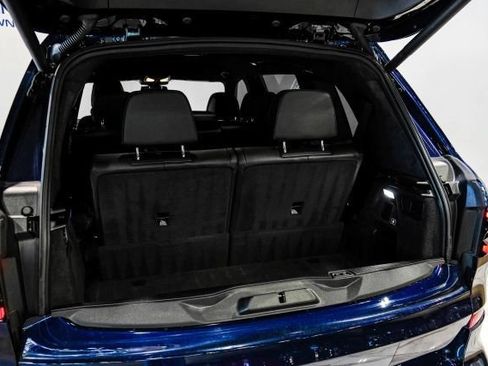 Used 2023 BMW X7 xDrive40i w/ M Sport Package AWD/4WD image 76