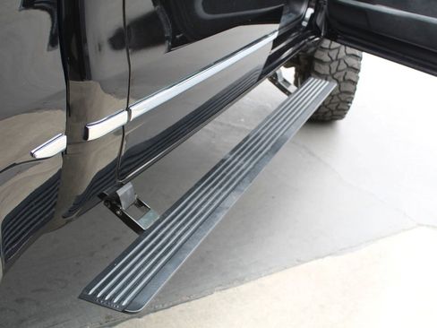 Used 2019 RAM 1500 Limited RWD image 41