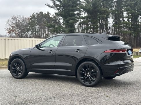 Used 2024 Jaguar F-PACE R-Dynamic S image 5