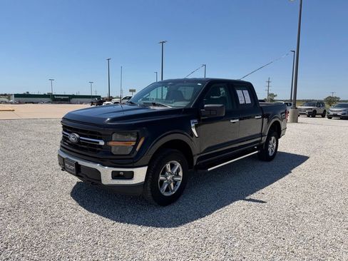 Used 2025 Ford F150 XLT w/ Equipment Group 301A Standard AWD/4WD image 7