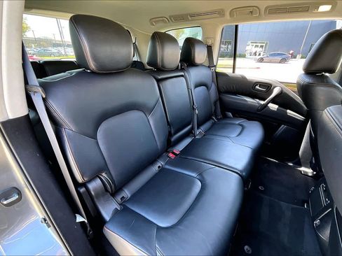 Used 2020 Nissan Armada SL image 20