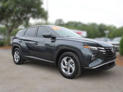 Used 2022 Hyundai Tucson SE FWD image 4
