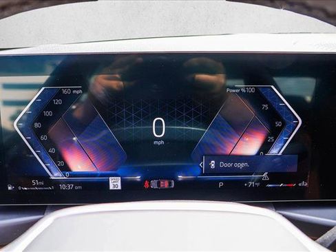 Certified 2025 BMW 330i xDrive Sedan w/ Convenience Package image 14