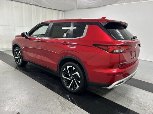 Used 2024 Mitsubishi Outlander SE AWD/4WD image 7