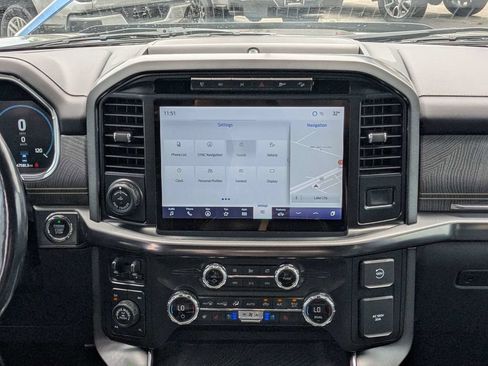 Used 2021 Ford F150 Platinum w/ FX4 Off-Road Package AWD/4WD image 18