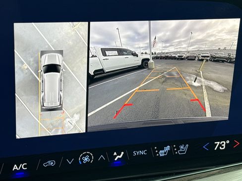 Used 2025 Chevrolet Tahoe Premier AWD/4WD image 25