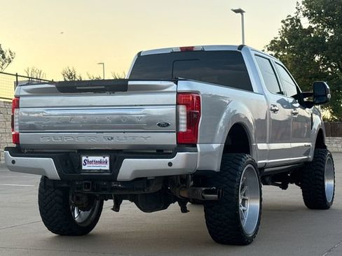 Used 2017 Ford F250 Platinum w/ Platinum Ultimate Package image 8
