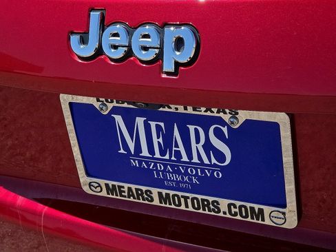 Used 2025 Jeep Compass Limited AWD/4WD image 16
