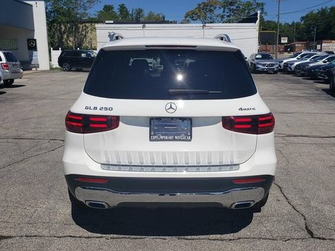 Used 2024 Mercedes-Benz GLB 250 4MATIC image 7
