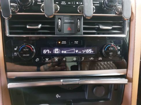 Used 2023 INFINITI QX80 Sensory w/ Cargo Package AWD/4WD image 22