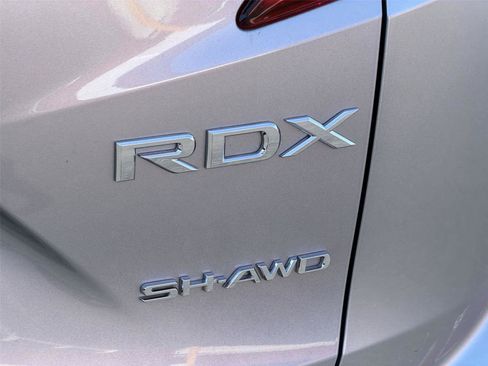 Certified 2025 Acura RDX SH-AWD w/ Technology Package image 8