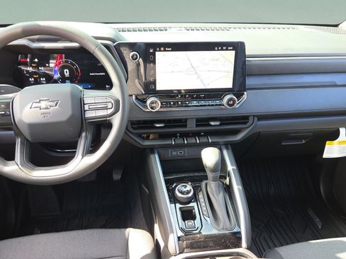 New 2026 Chevrolet Colorado Trail Boss AWD/4WD image 12