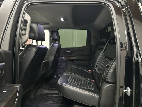 Used 2019 Chevrolet Silverado 1500 RST AWD/4WD image 46