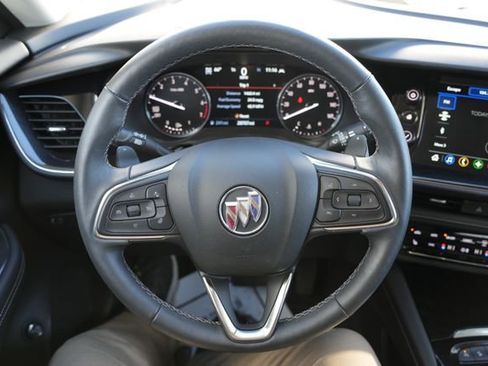 Used 2023 Buick Envision Essence image 28