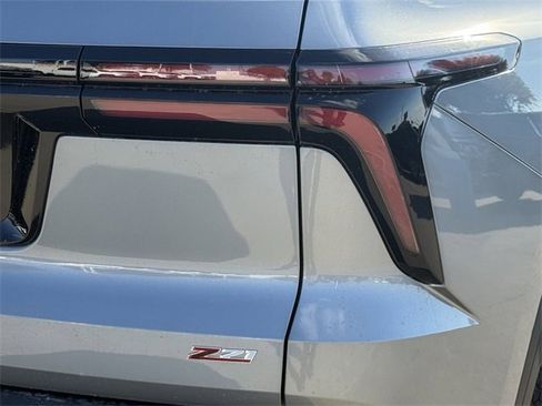 New 2026 Chevrolet Traverse Z71 w/ Driver Confidence Package image 7