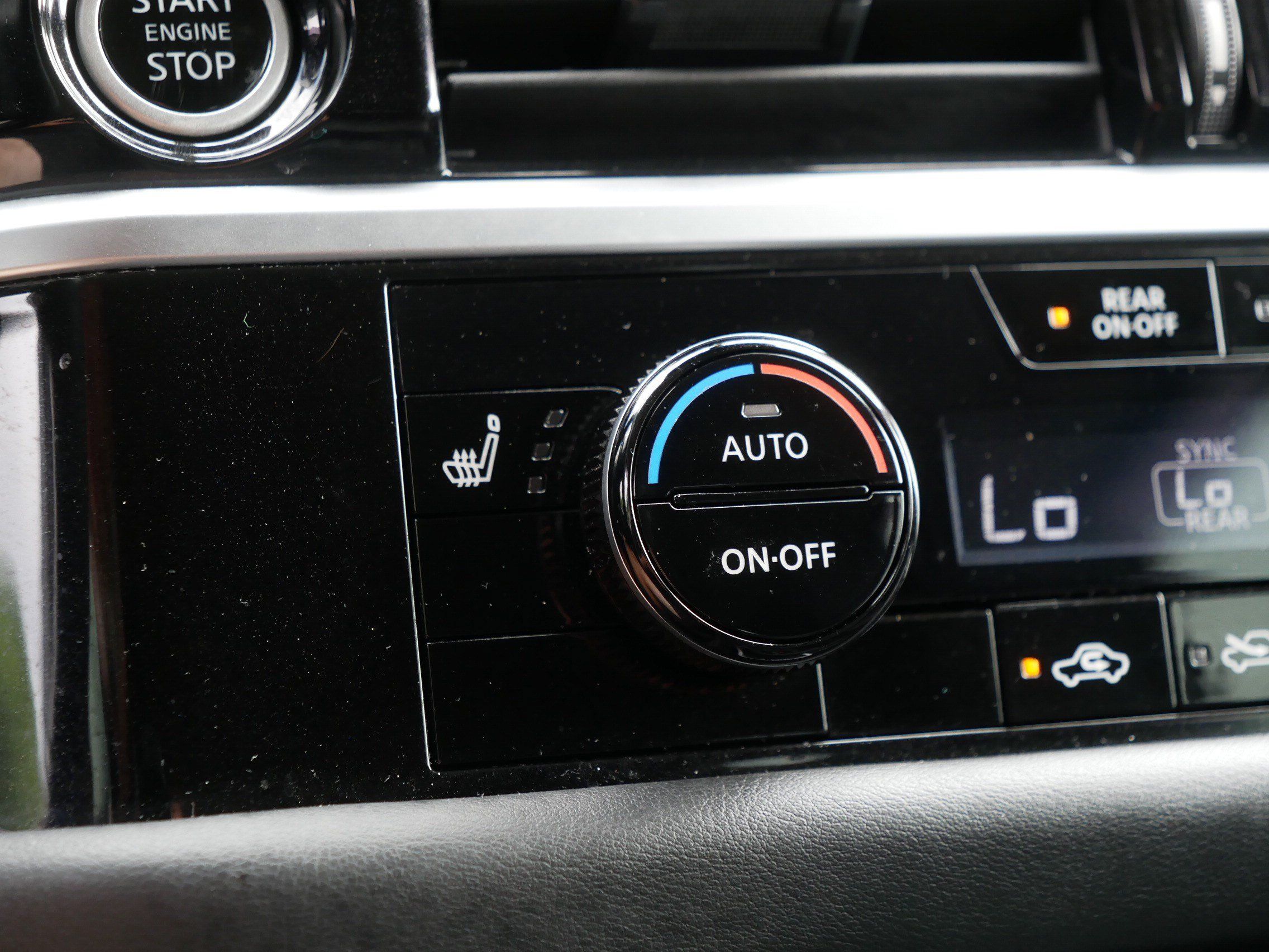 Certified 2024 Nissan Pathfinder SV AWD/4WD image 32