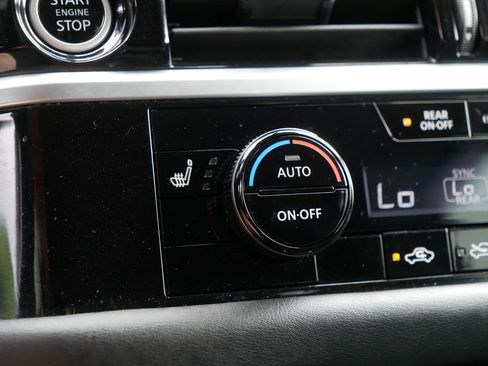 Certified 2024 Nissan Pathfinder SV AWD/4WD image 32