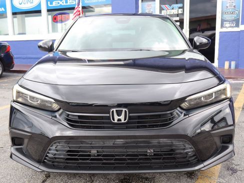 Used 2022 Honda Civic LX image 10