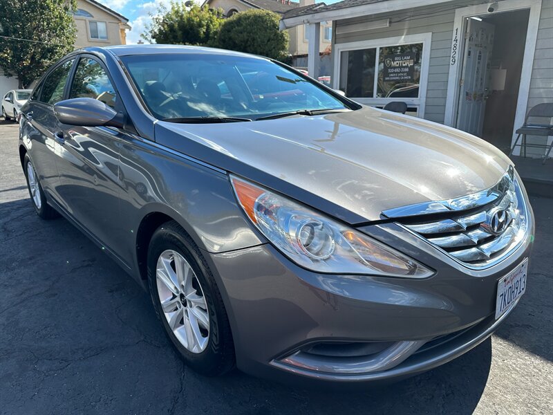 Used 2013 Hyundai Sonata GLS FWD image 3
