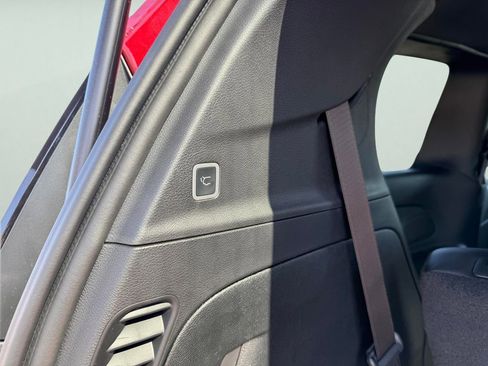 New 2026 Chrysler Pacifica Select image 29