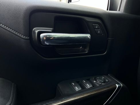 Used 2021 Chevrolet Silverado 1500 LT w/ Z71 Off-Road Package image 22