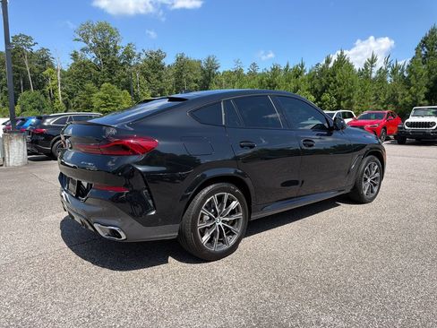 Used 2025 BMW X6 xDrive40i w/ Climate Comfort Package AWD/4WD image 13